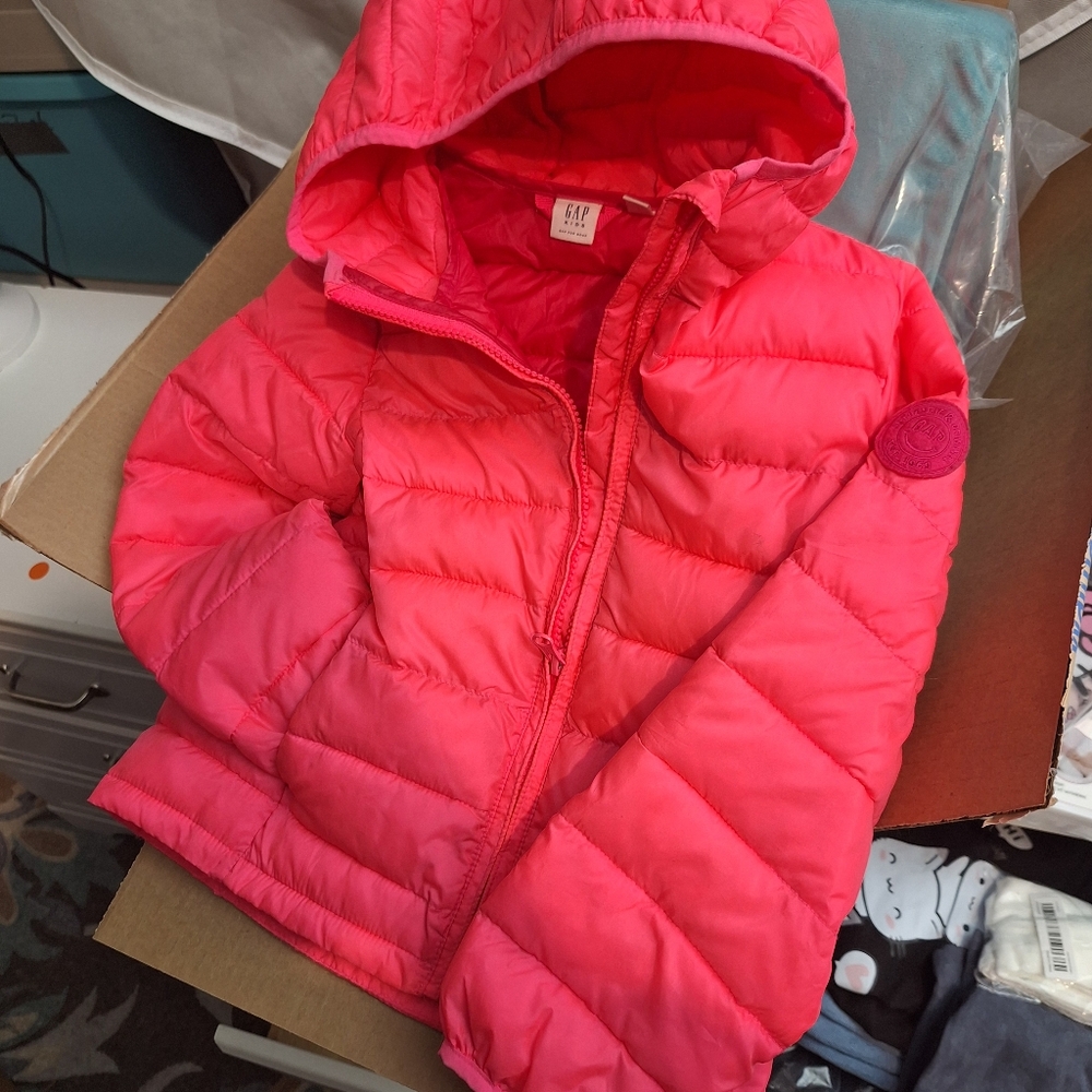 GAP kids size 5 pink hooded jacket